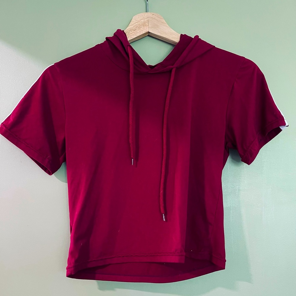 Sporty crop top hoodie